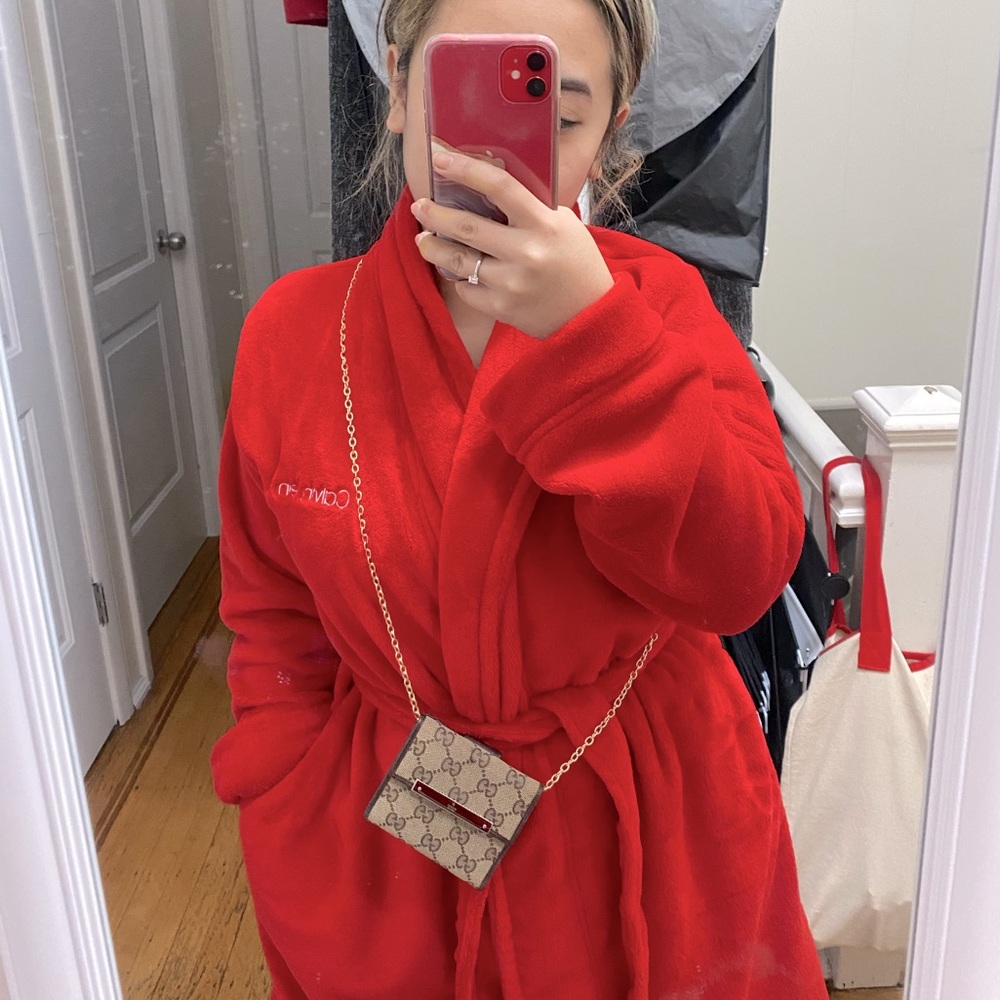 **SOLD Authentic Gucci Canvas Beige Wallet on chain